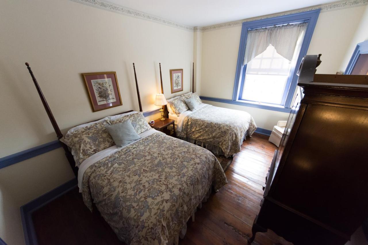 Thomas Bond House Bed & Breakfast Филаделфия Екстериор снимка